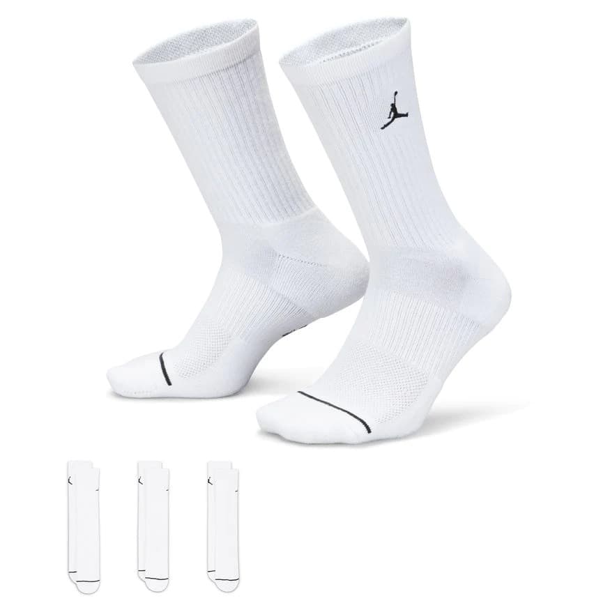 2023-jordan-everyday-max-crew-white-socks-3-pack