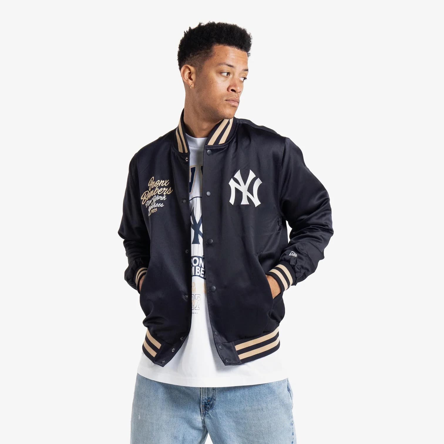 new-era-new-york-yankees-mlb-lightweight-satin-jacket