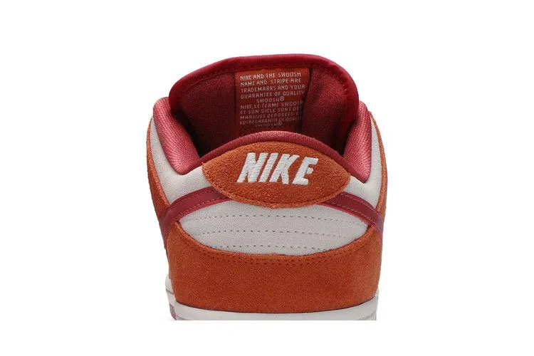 Кроссовки Nike Dunk Low Pro SB 'Dark Russet'