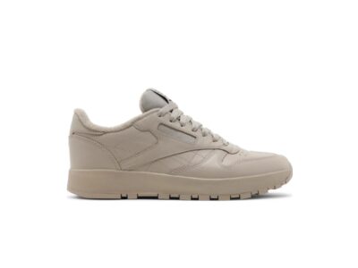 Maison-Margiela-x-Reebok-Classic-Leather-Tabi-Natural