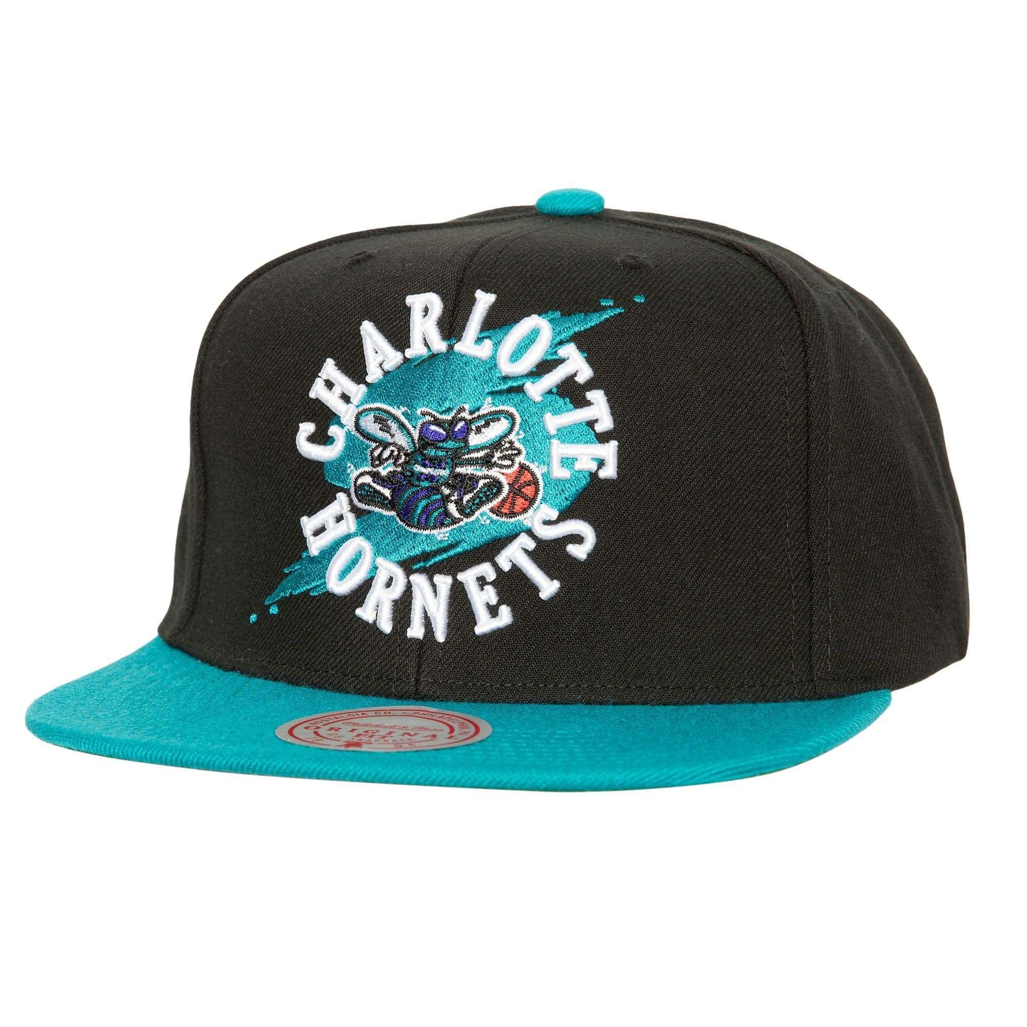 bejsbolka-mitchell-ness-circle-splash-snapback-hwc-charlotte-hornets-hat