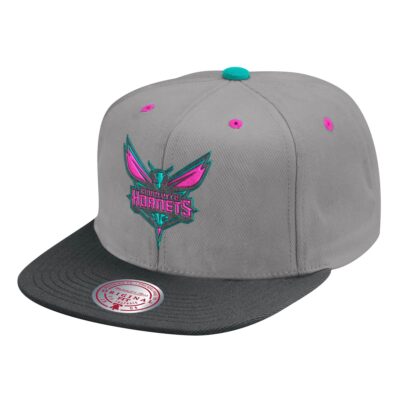 Mitchell-Ness-Grey-Wolf-Mags-Snapback-Charlotte-Hornets-Hat
