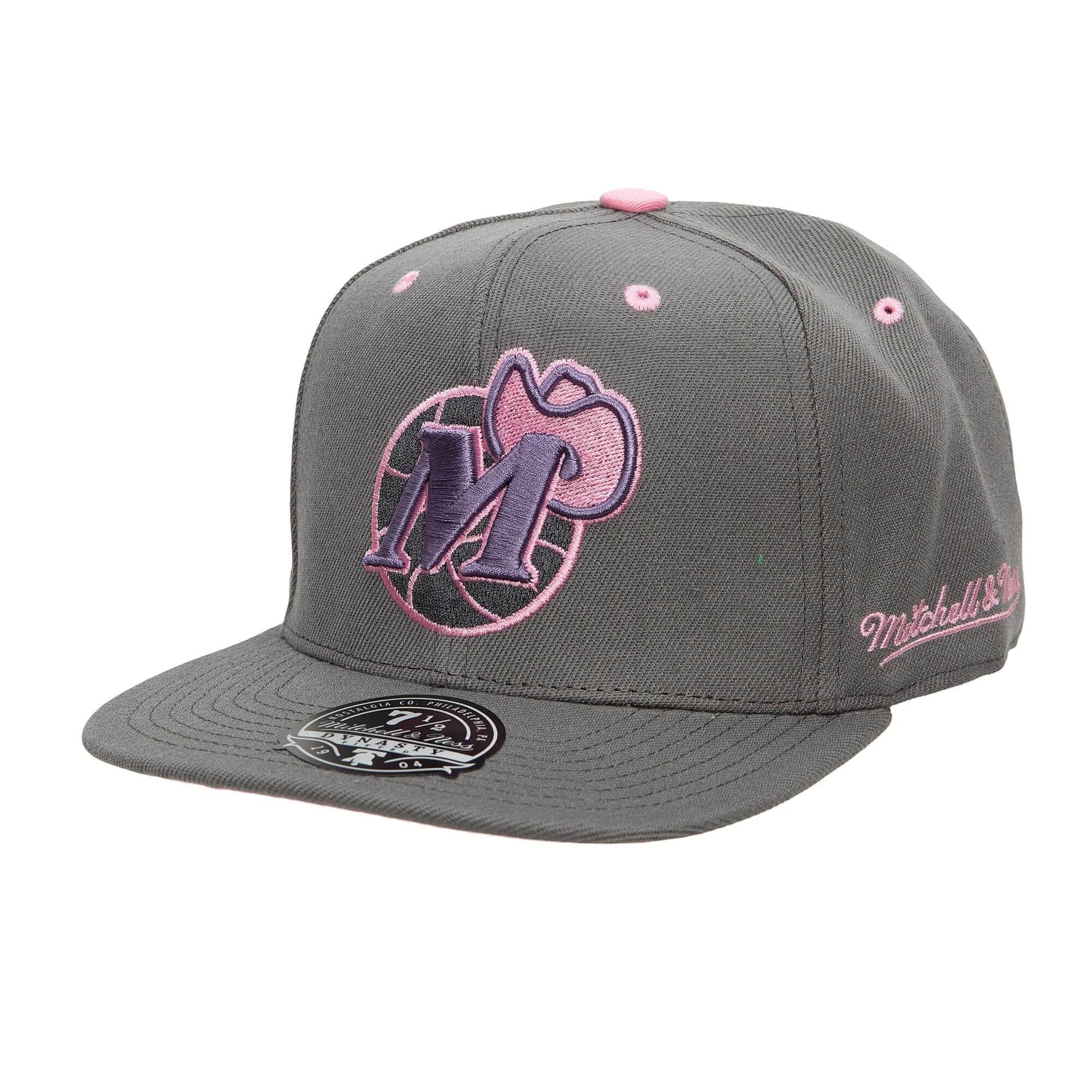 bejsbolka-mitchell-ness-lavender-dreams-fitted-hwc-dallas-mavericks-hat