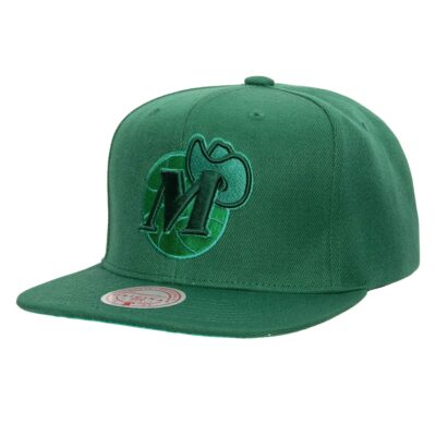 Mitchell-Ness-Monochromatic-Snapback-HWC-Dallas-Mavericks-Hat