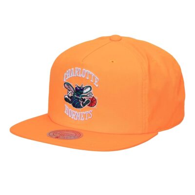 Mitchell-Ness-Neon-Nylon-Snapback-HWC-Charlotte-Hornets-Hat