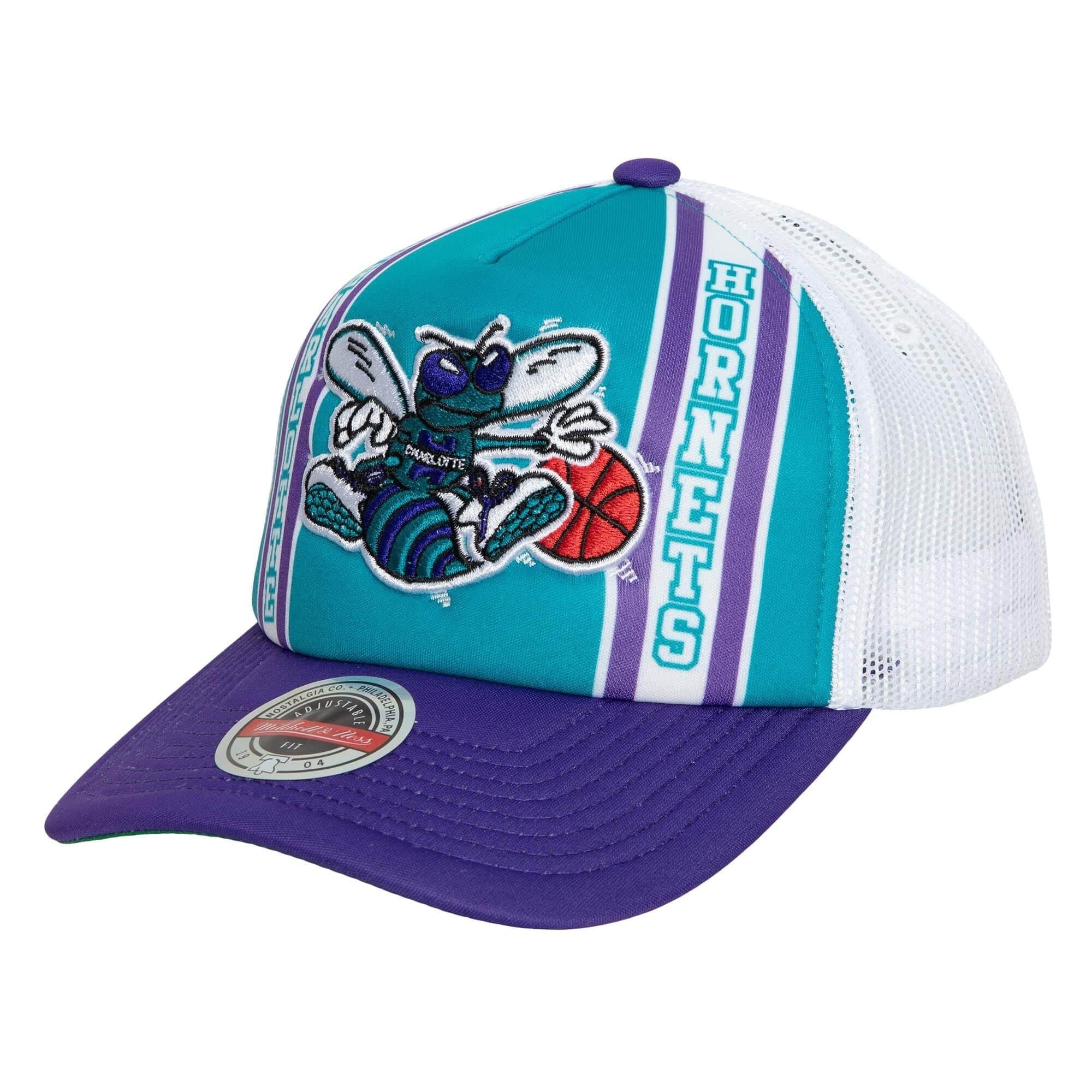 bejsbolka-mitchell-ness-retro-trucker-snapback-hwc-charlotte-hornets-hat