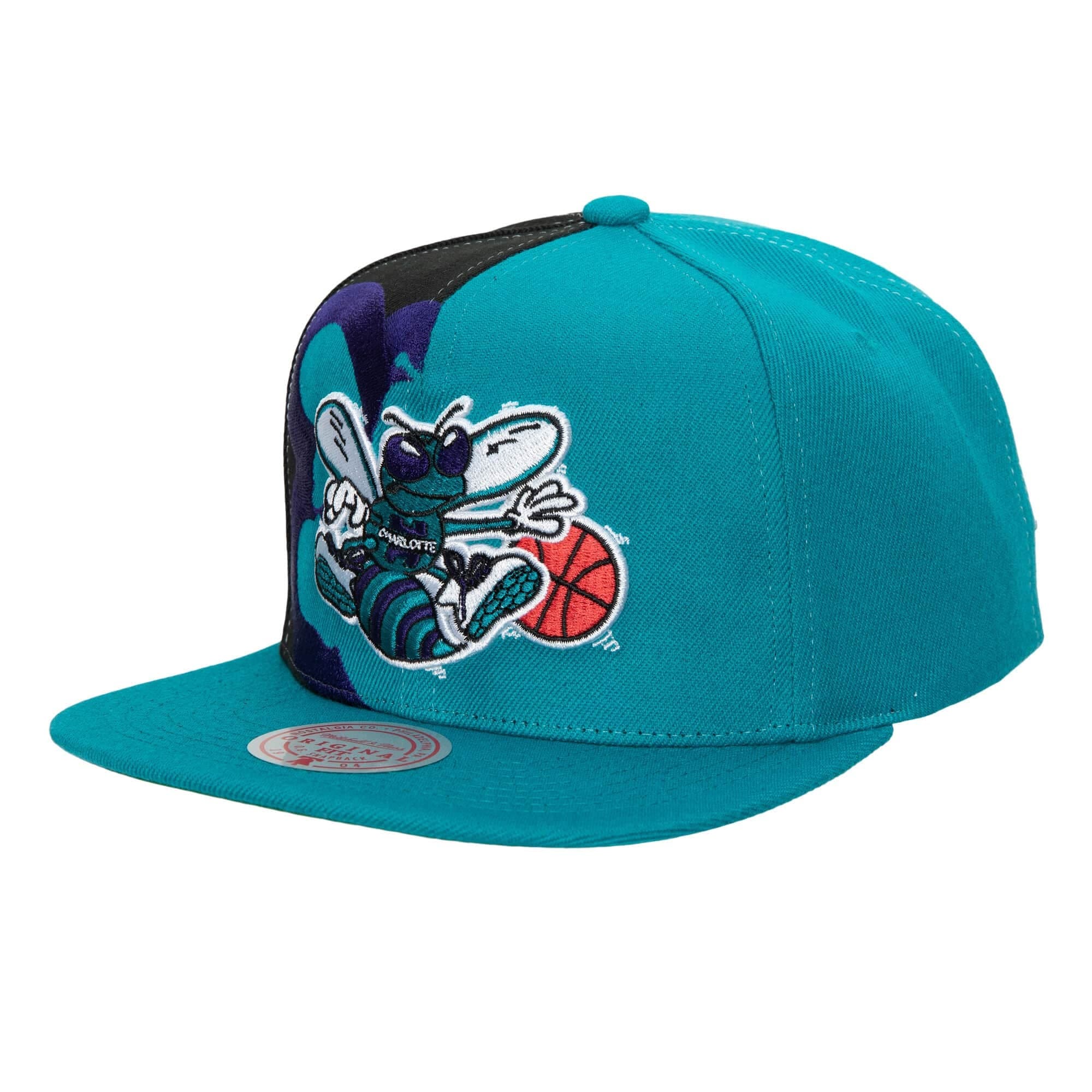 bejsbolka-mitchell-ness-retroline-snapback-hwc-charlotte-hornets-hat