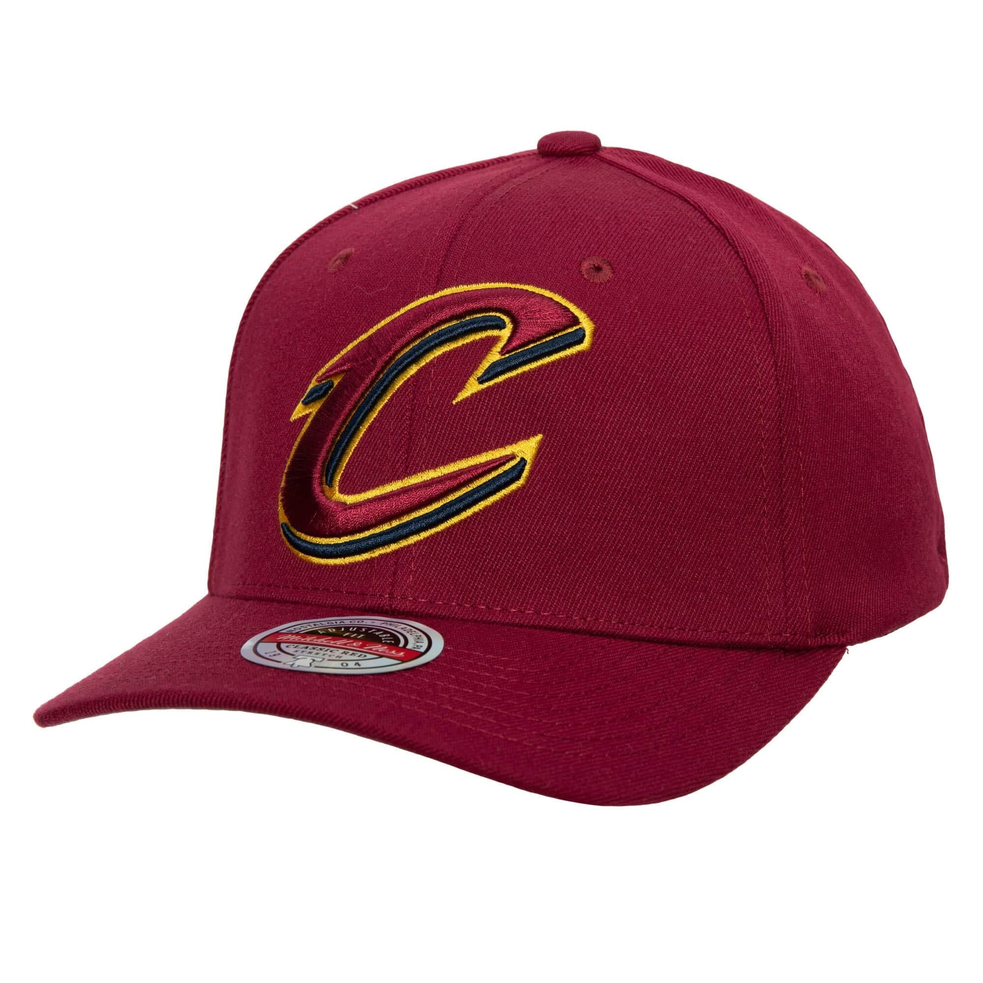 bejsbolka-mitchell-ness-team-ground-2-0-stretch-snapback-cleveland-cavaliers-hat