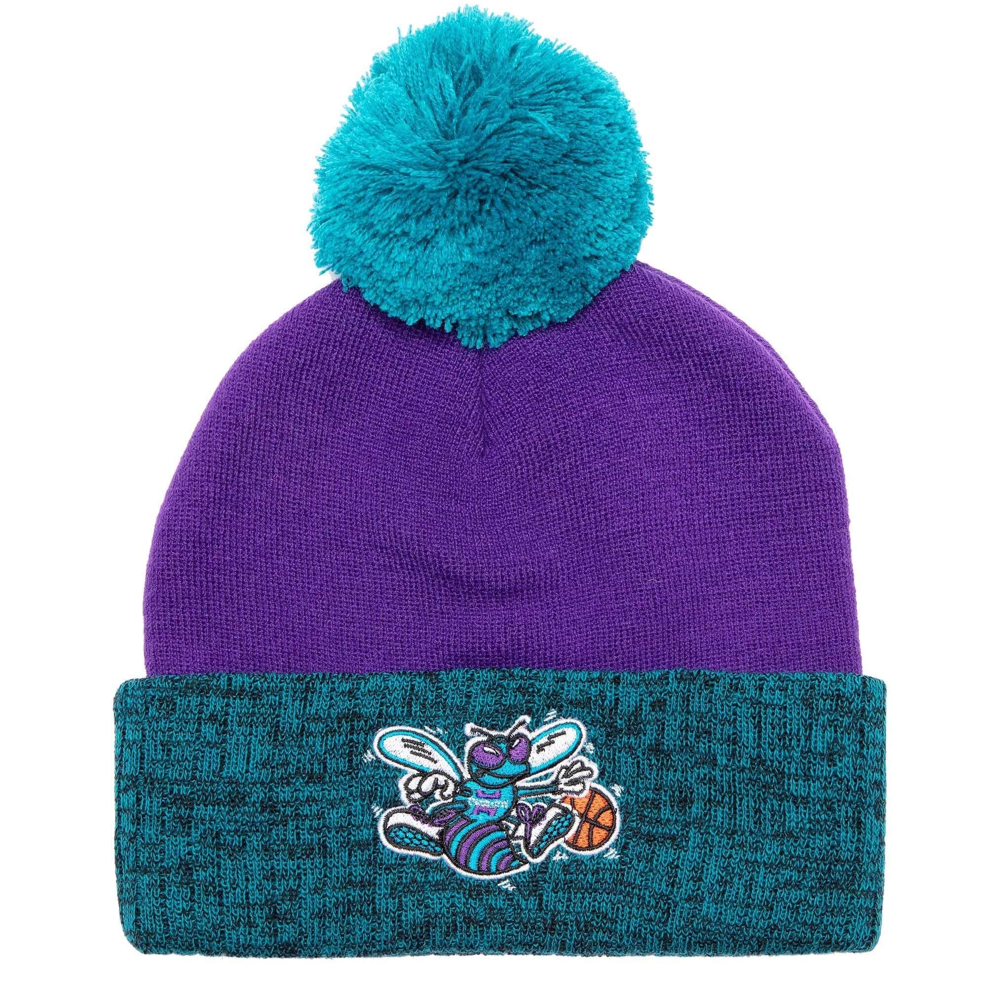 shapka-mitchell-ness-two-tone-pom-beanie-hwc-charlotte-hornets-beanie