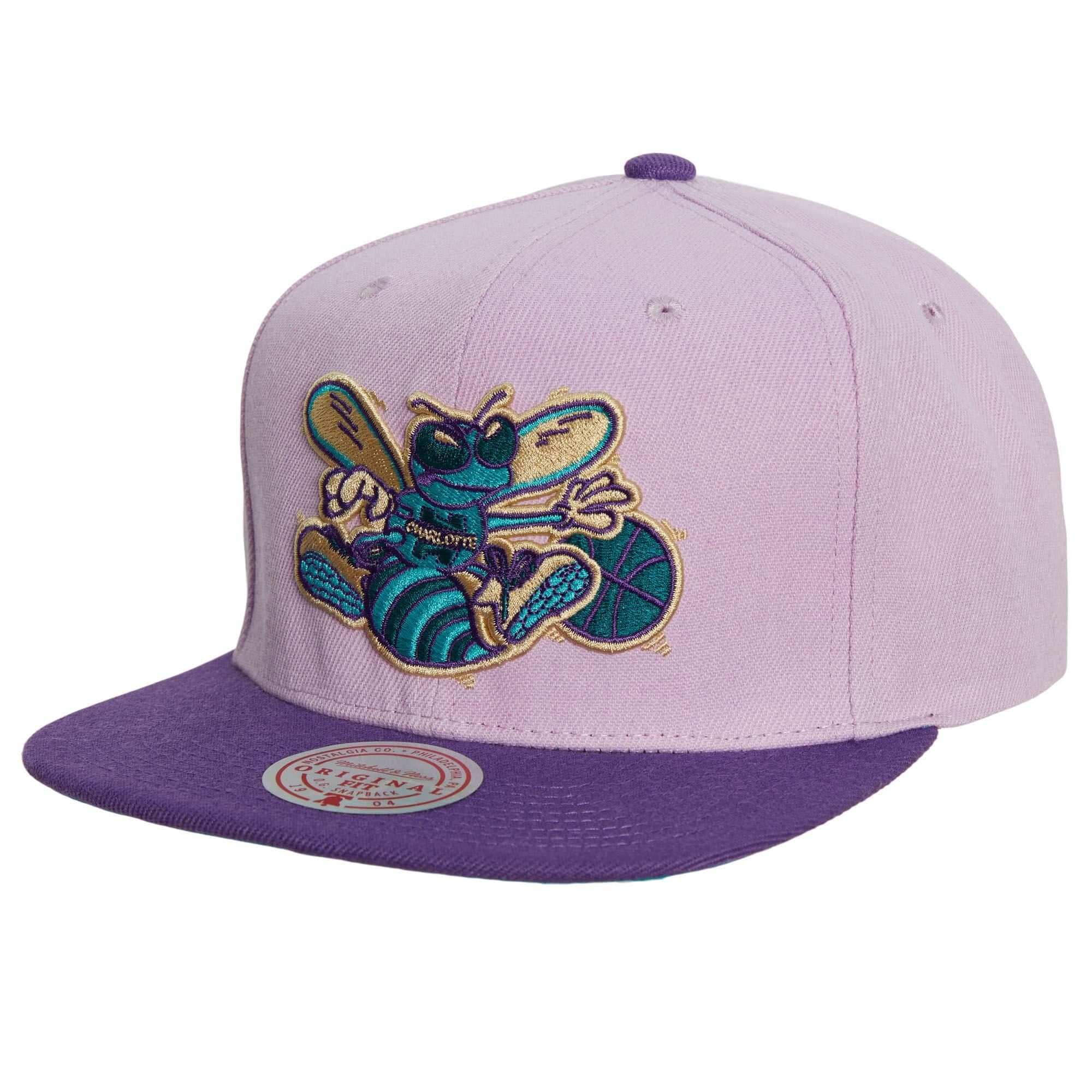 bejsbolka-mitchell-ness-violet-views-snapback-hwc-charlotte-hornets-hat