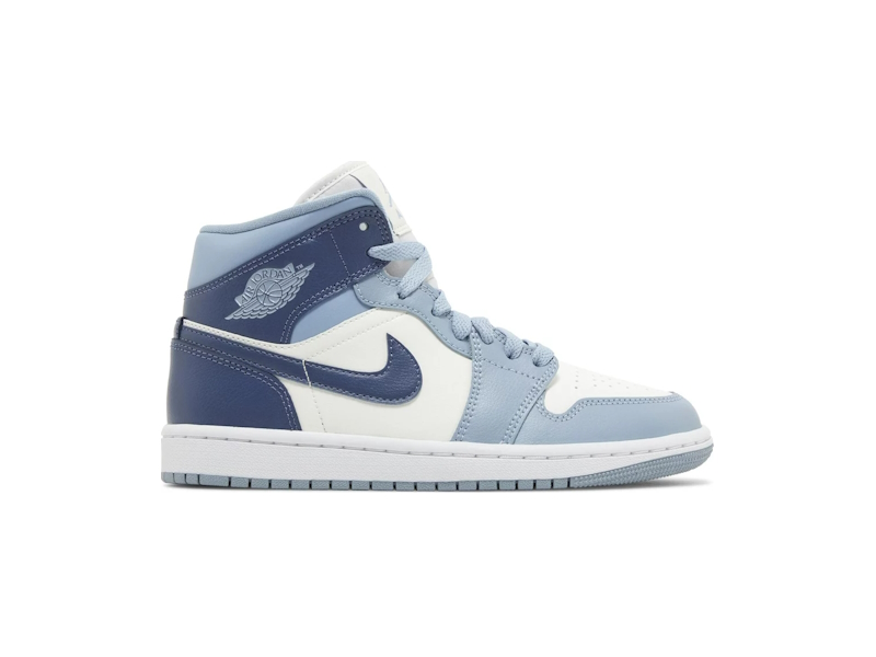 krossovki-wmns-air-jordan-1-mid-diffused-blue