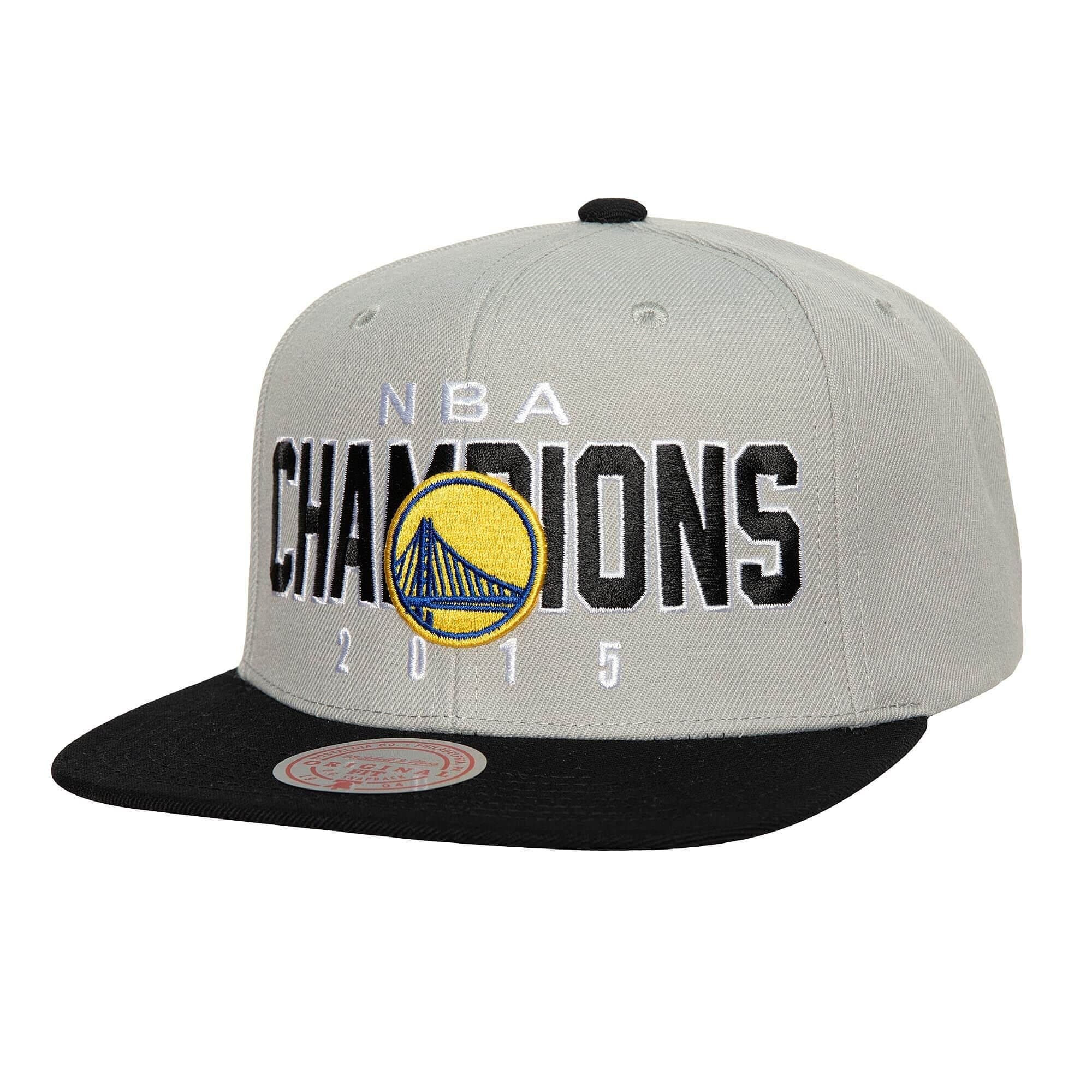 bejsbolka-mitchell-ness-champs-snapback-hwc-golden-state-warriors-hat