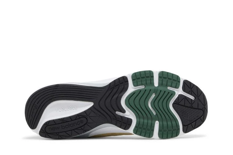 Кроссовки Teddy Santis x New Balance 990v6 Made in USA 'Sulphur'