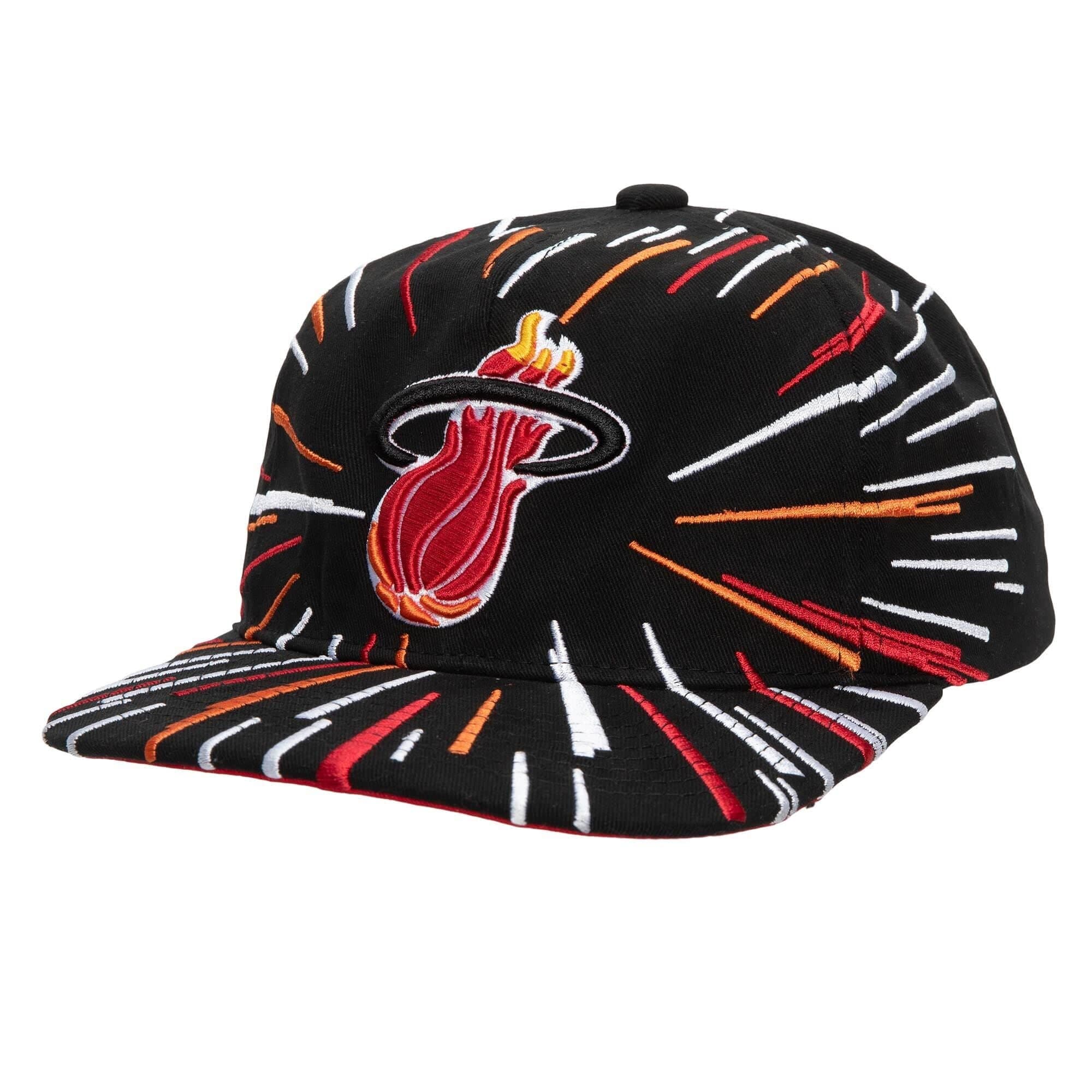 bejsbolka-mitchell-ness-burst-deadstock-snapback-hwc-miami-heat-hat