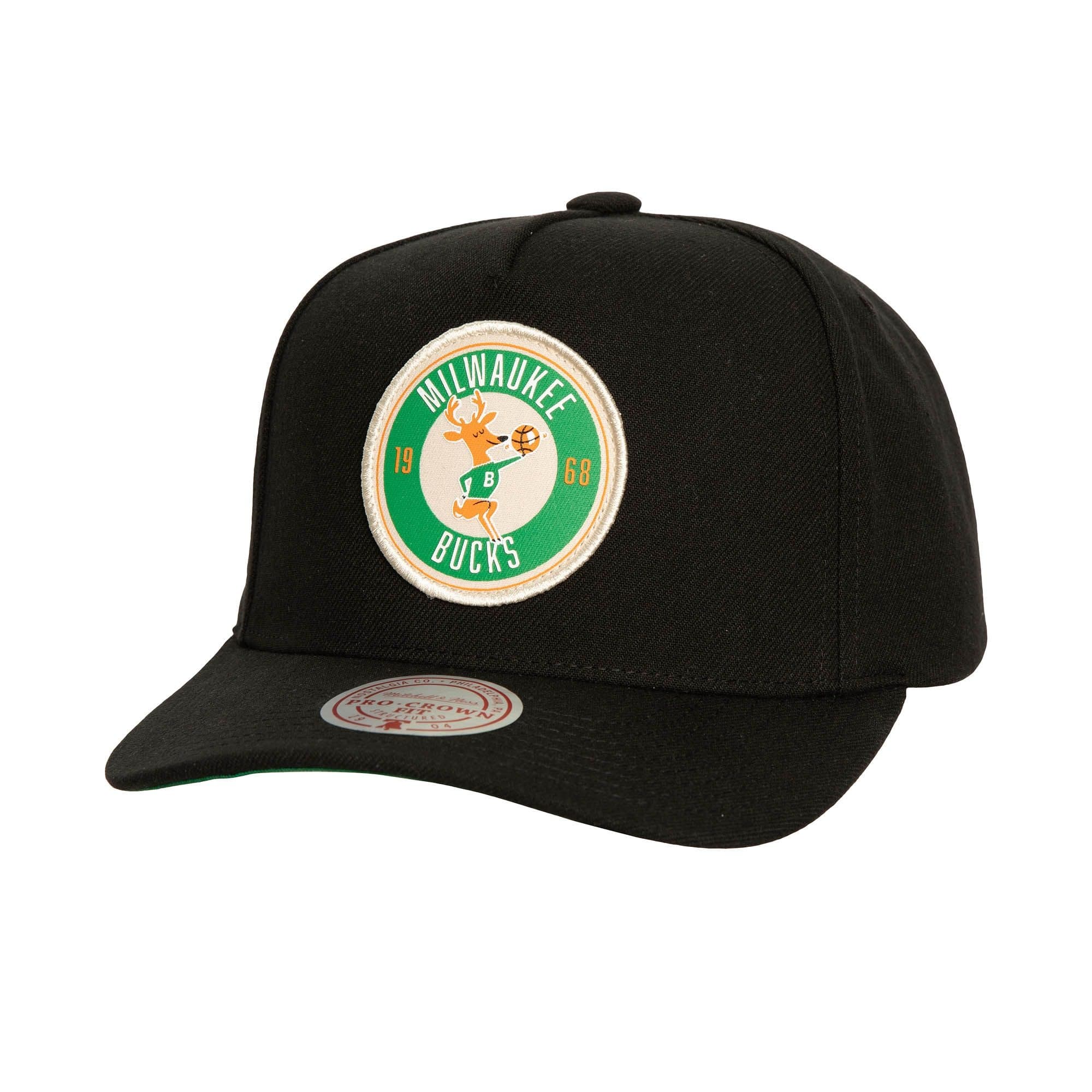 bejsbolka-mitchell-ness-circle-change-pro-snapback-hwc-milwaukee-bucks-hat