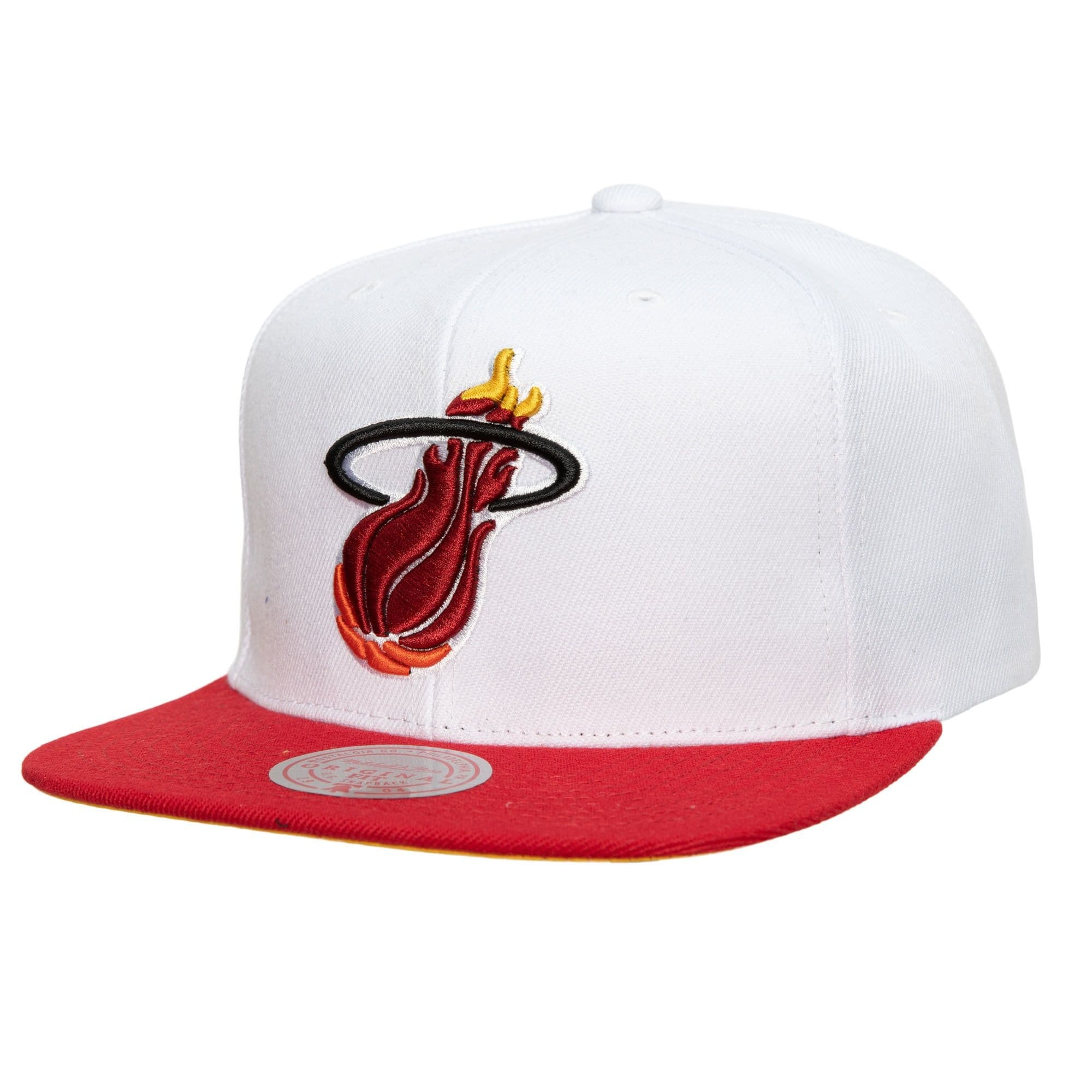 bejsbolka-mitchell-ness-core-basic-snapback-hwc-miami-heat-hat