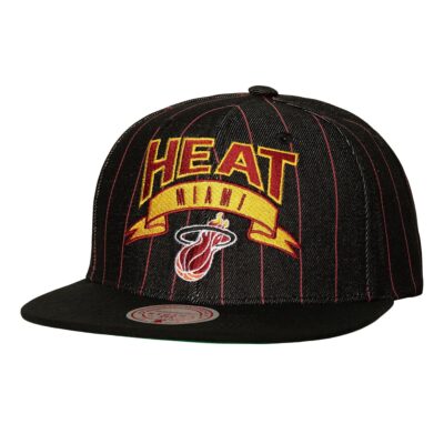 Mitchell-Ness-Dem-Stripes-Snapback-HWC-Miami-Heat-Hat