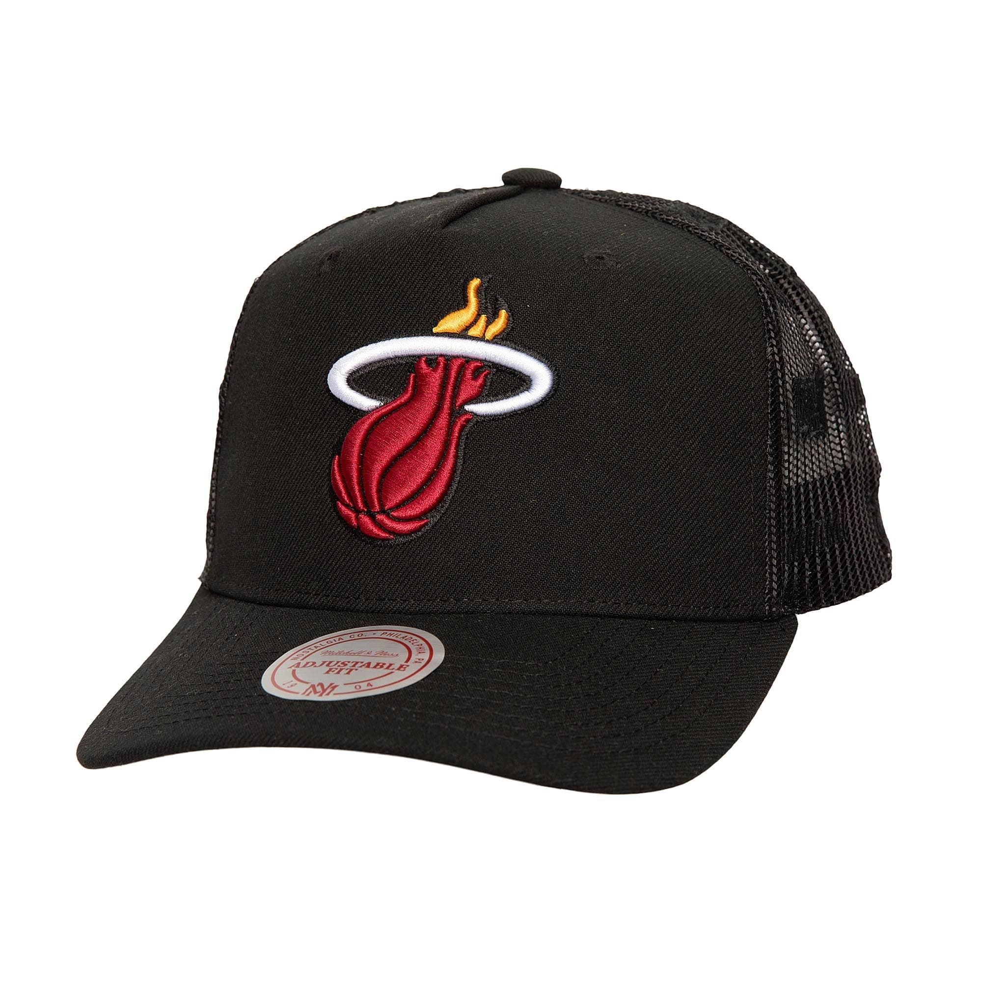 bejsbolka-mitchell-ness-monogram-trucker-miami-heat-hat