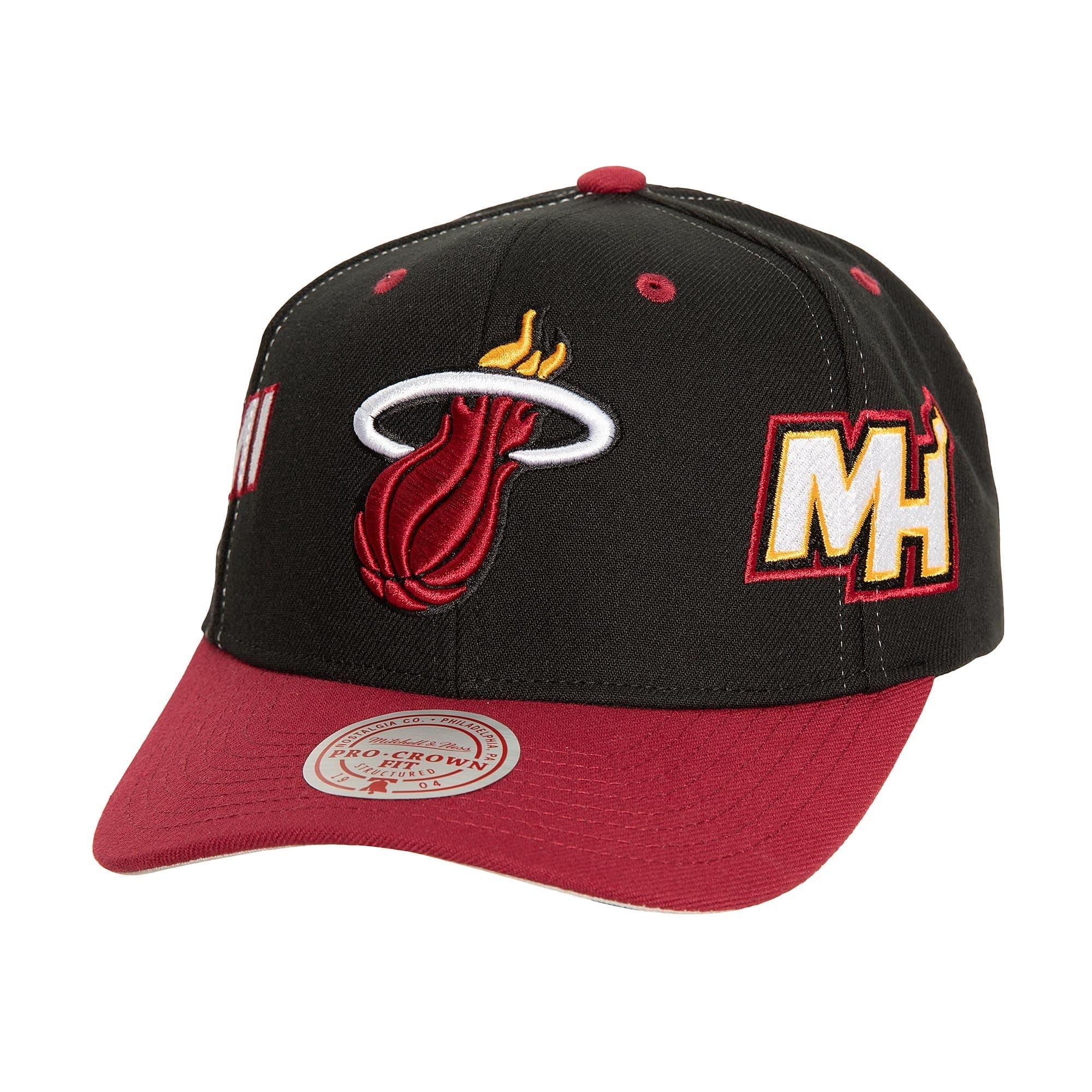 bejsbolka-mitchell-ness-overbite-pro-snapback-miami-heat-hat