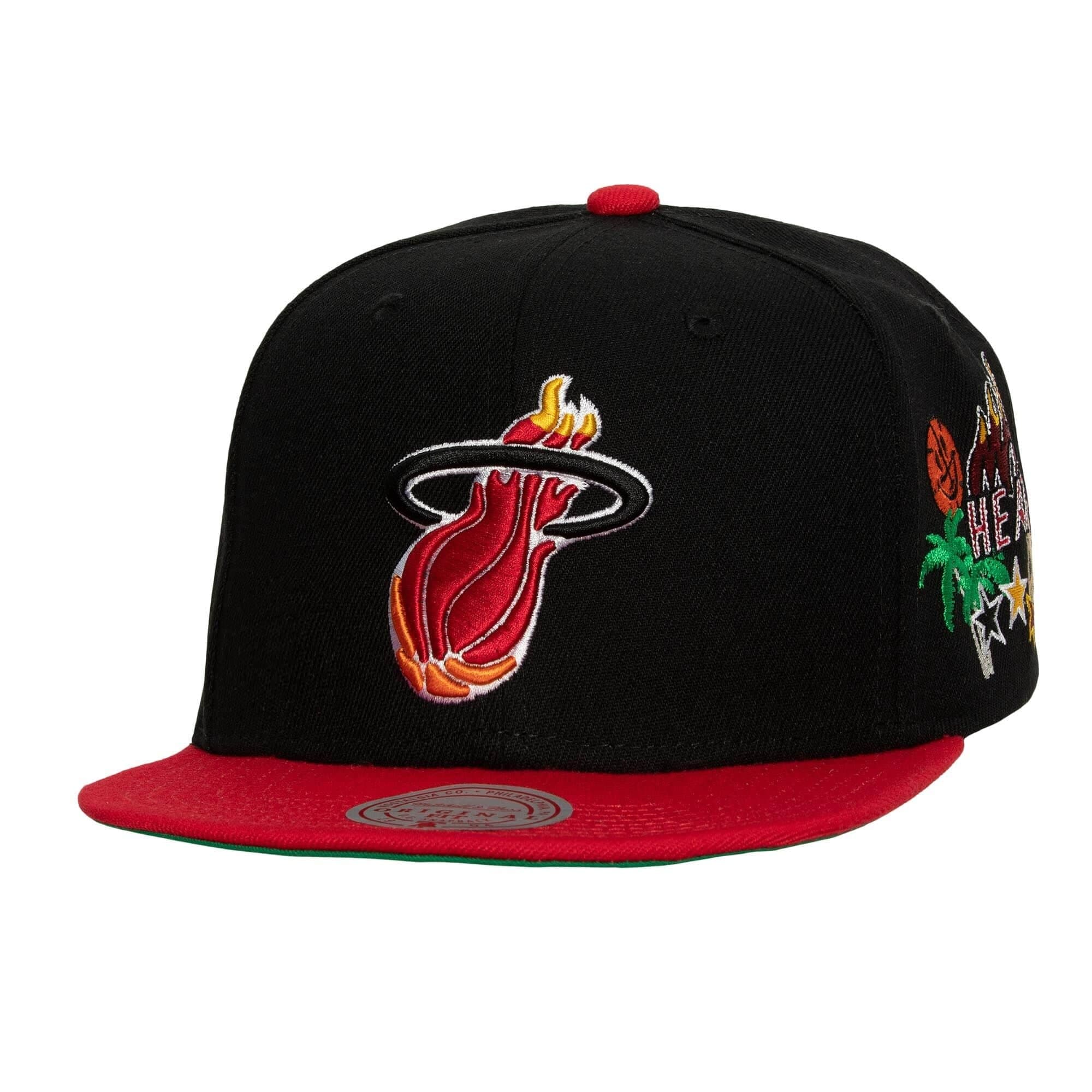 bejsbolka-mitchell-ness-patch-overload-snapback-hwc-miami-heat-hat