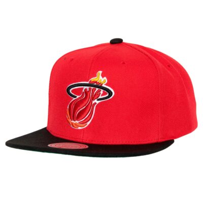 Mitchell-Ness-Side-Core-2.0-Snapback-HWC-Miami-Heat-Hat