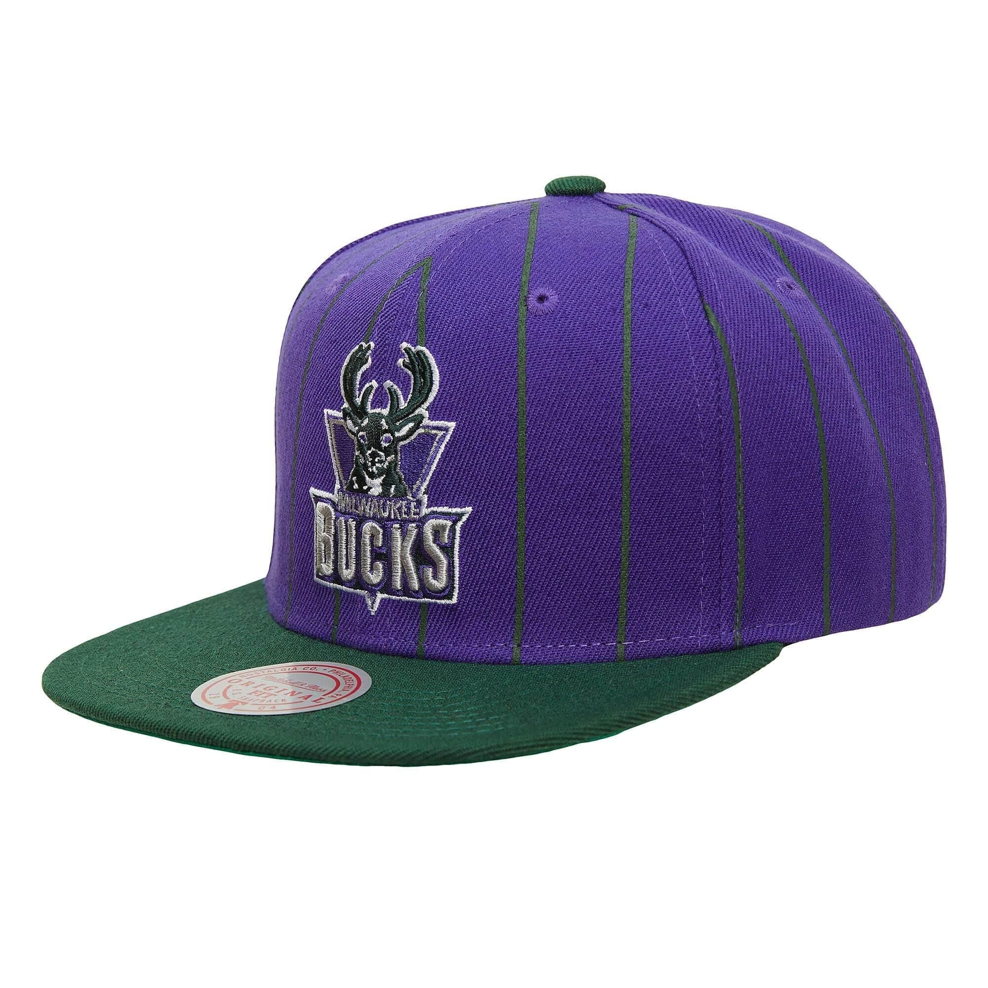 bejsbolka-mitchell-ness-team-pin-snapback-hwc-milwaukee-bucks-hat