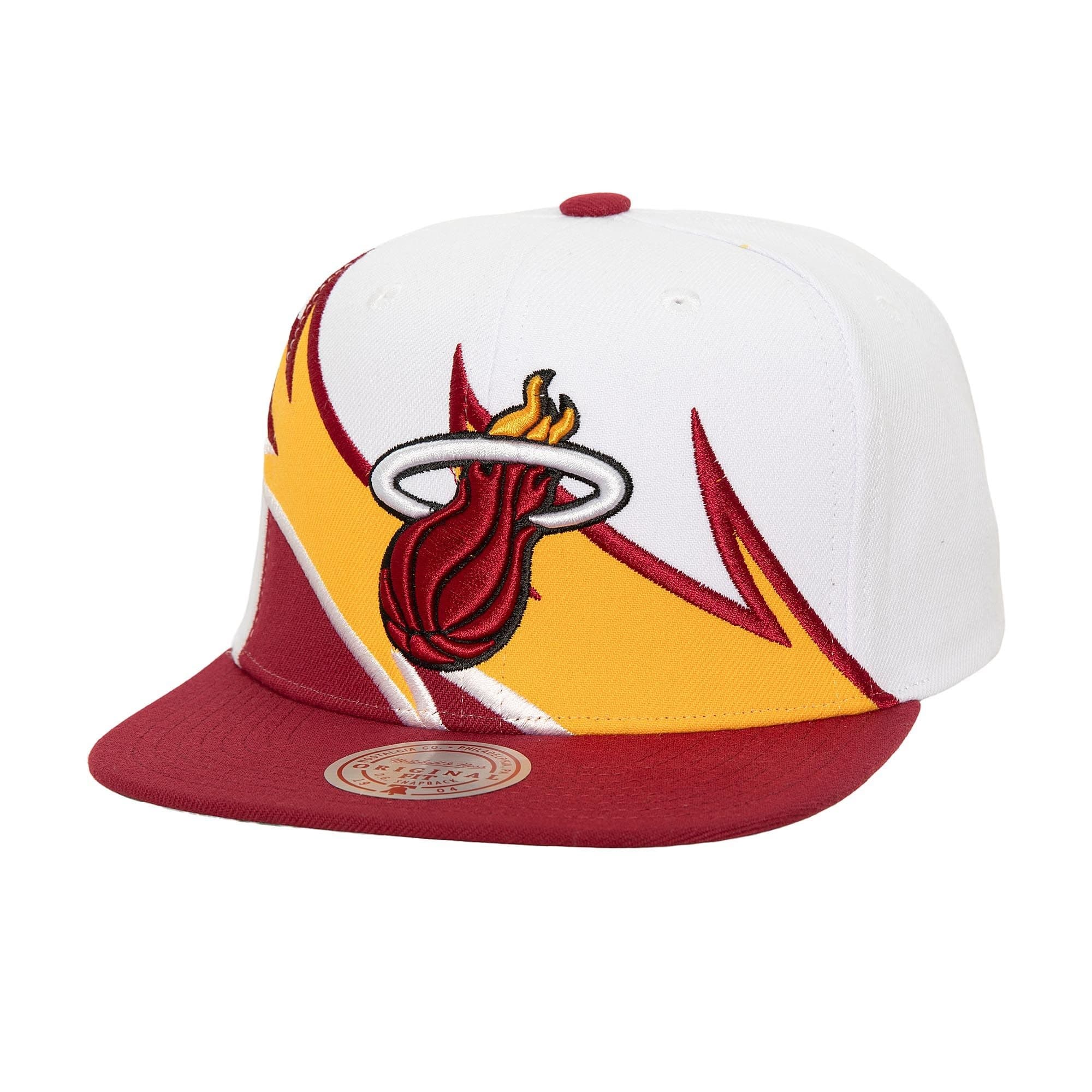 bejsbolka-mitchell-ness-waverunner-snapback-miami-heat-hat