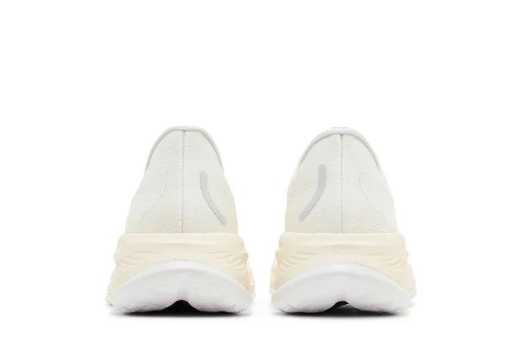 Кроссовки ASICS Wmns Gel Cumulus 26 'White Off White'