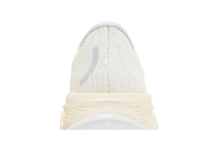 Кроссовки ASICS Wmns Gel Cumulus 26 'White Off White'