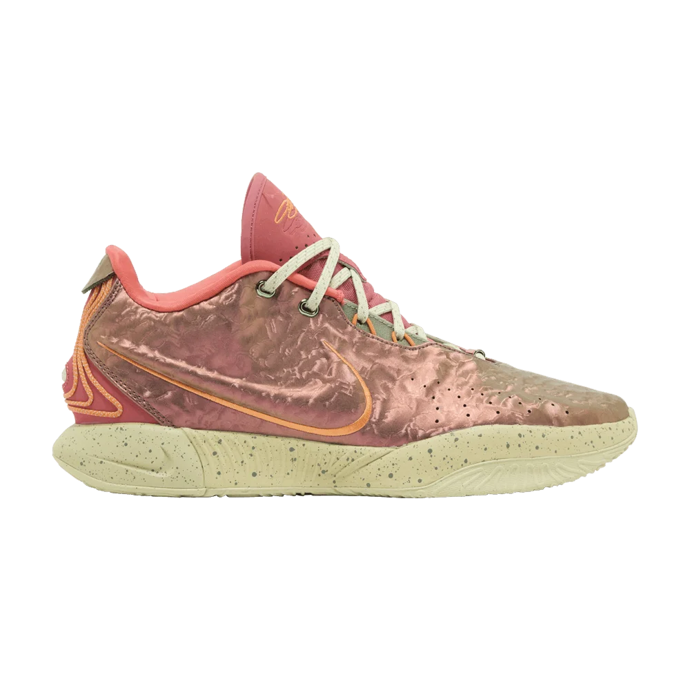 Кроссовки Nike LeBron 21 'Queen Conch'