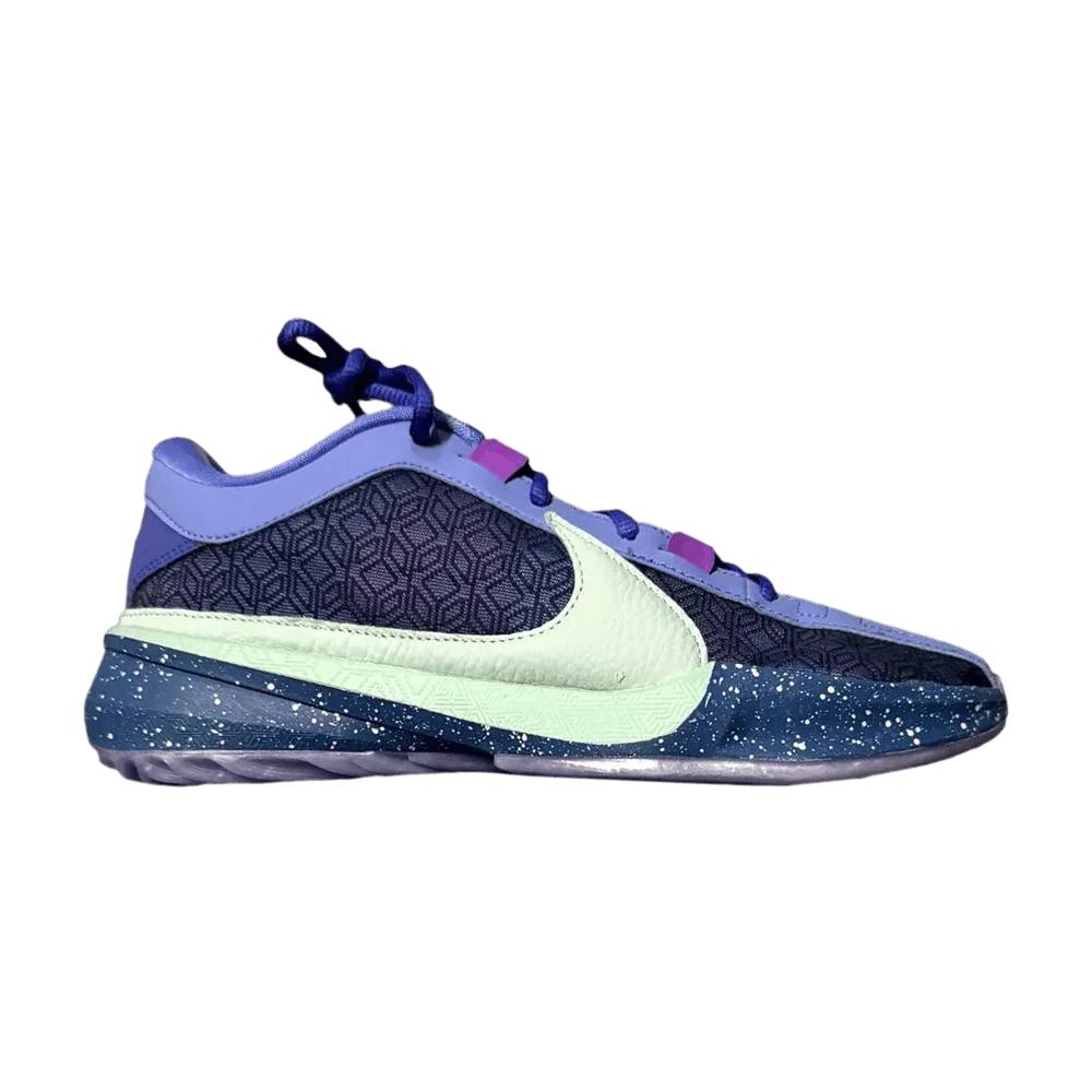 Кроссовки Nike Zoom Freak 5 'EYBL Academy' PE