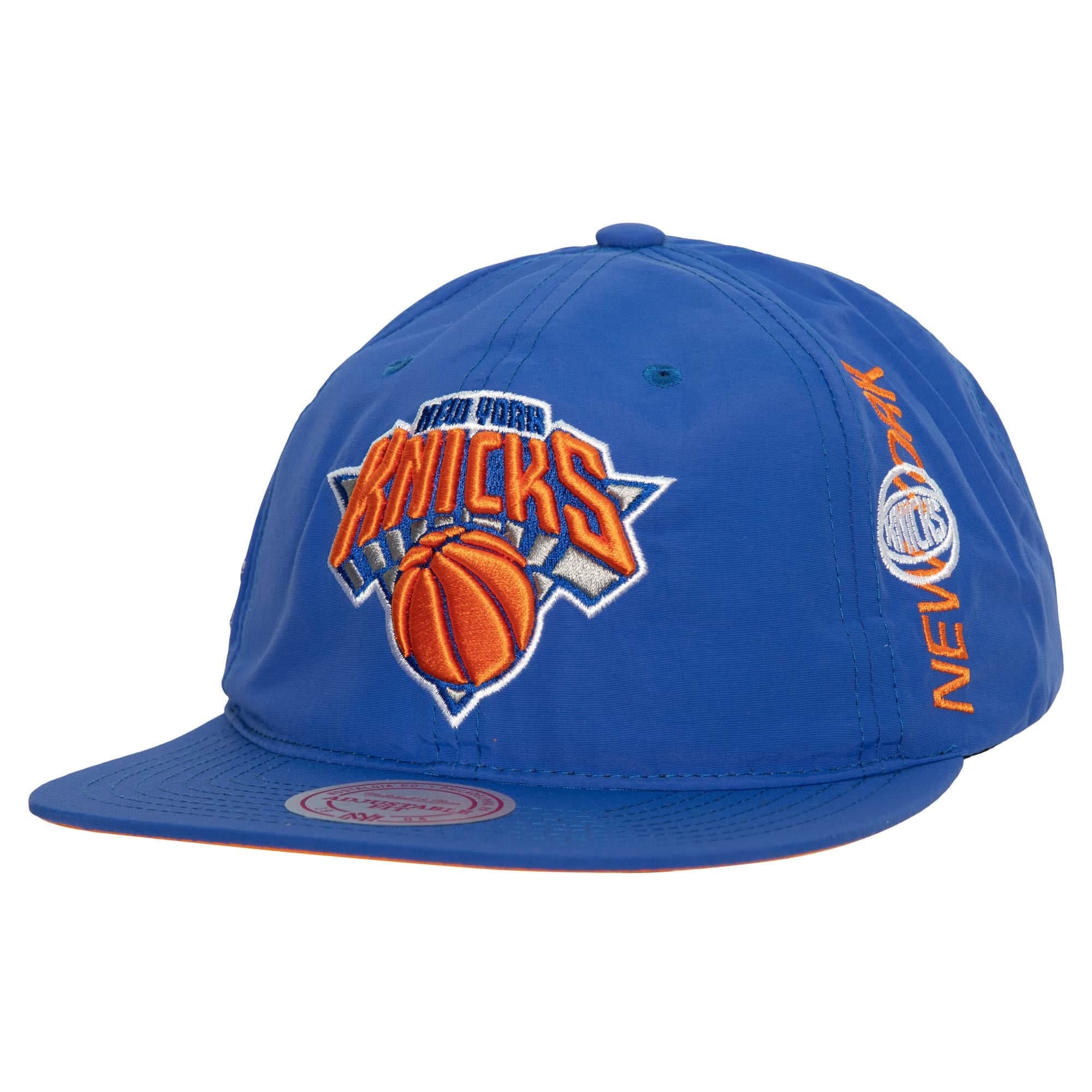 bejsbolka-mitchell-ness-nylon-szn-deadstock-snapback-new-york-knicks