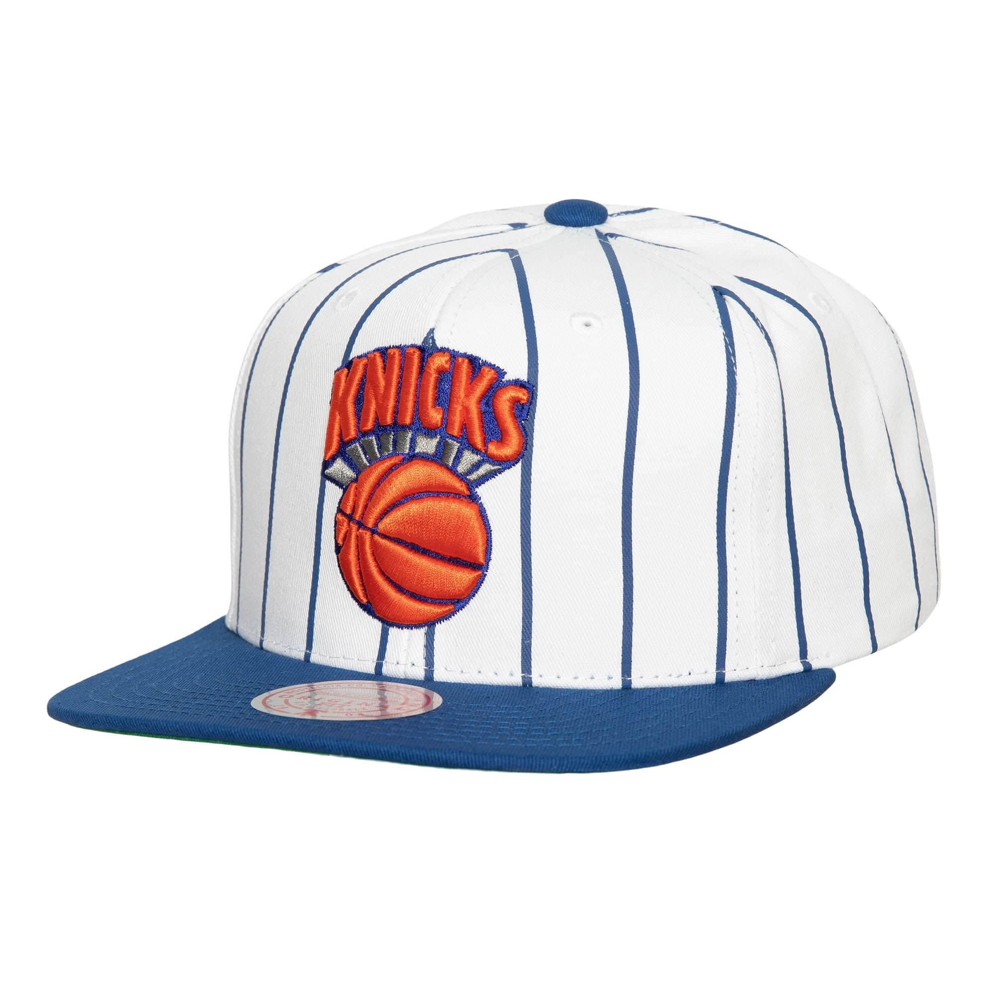 bejsbolka-mitchell-ness-retro-pinstripe-snapback-hwc-new-york-knicks