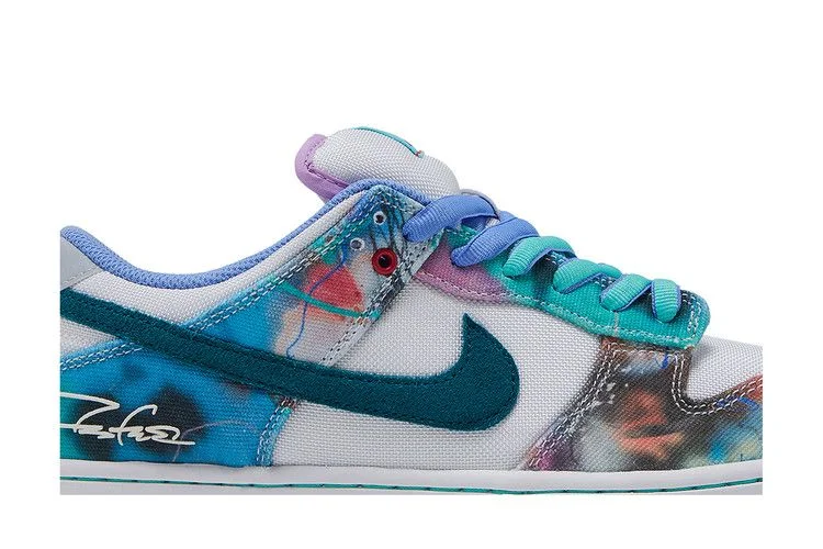 Кроссовки Futura Laboratories x Nike Dunk Low SB 'Bleached Aqua'