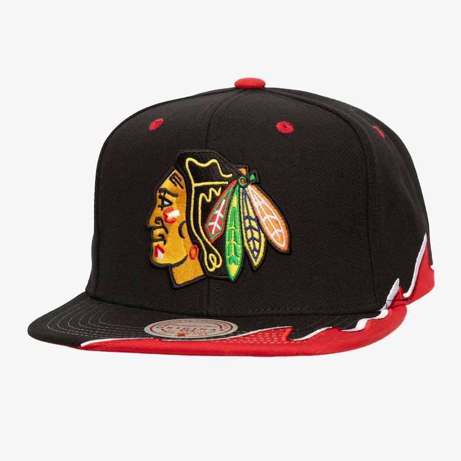 bejsbolka-mitchell-ness-black-chicago-blackhawks-rising-tide-og-snapback-hat