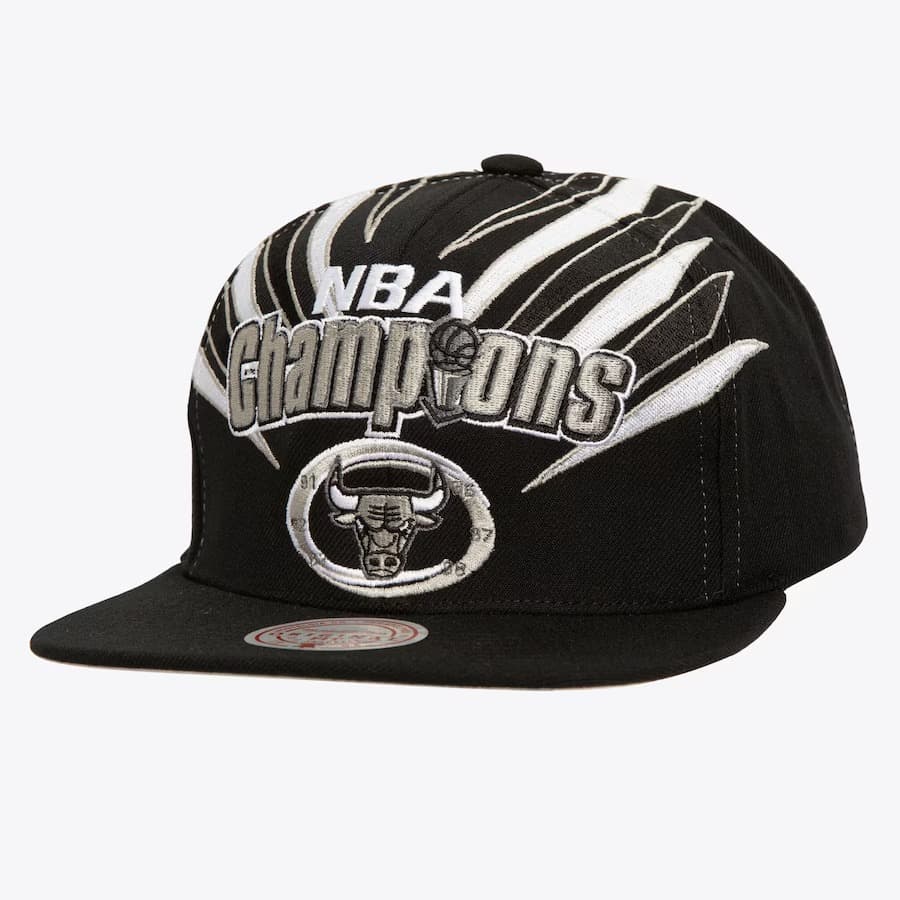 bejsbolka-mitchell-ness-black-chicago-bulls-1998-nba-finals-champions-flipside-snapback-hat