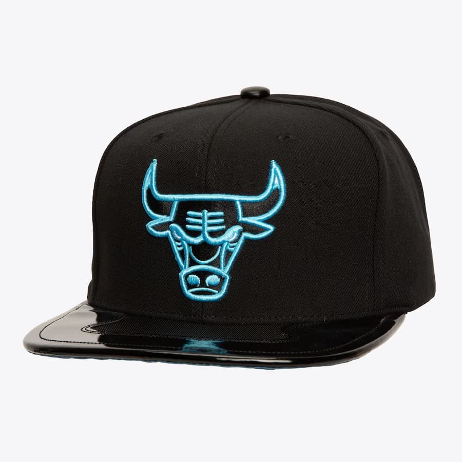 bejsbolka-mitchell-ness-black-chicago-bulls-day-11-og-snapback-hat