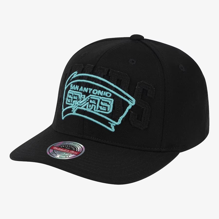 bejsbolka-mitchell-ness-black-san-antonio-spurs-hardwood-classics-triple-double-classic-snapback-hat