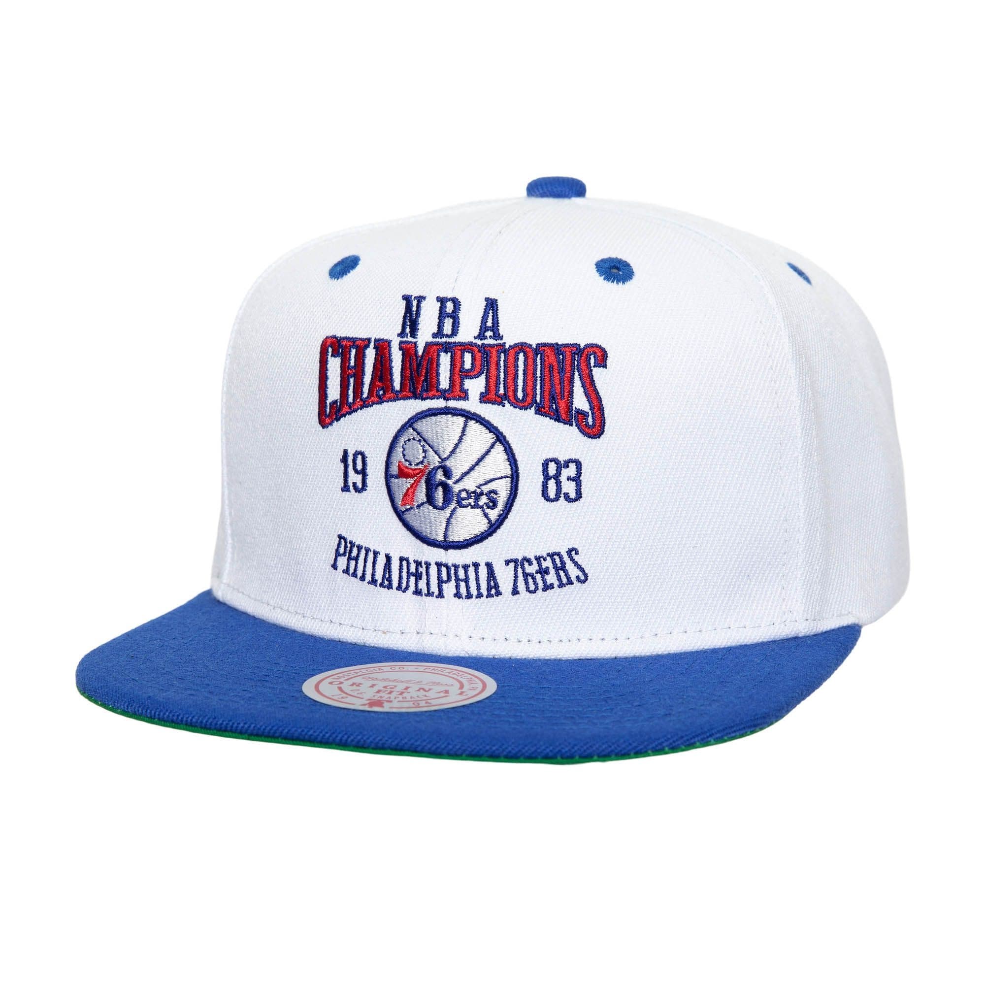 bejsbolka-mitchell-ness-champ-series-snapback-hwc-philadelphia-76ers