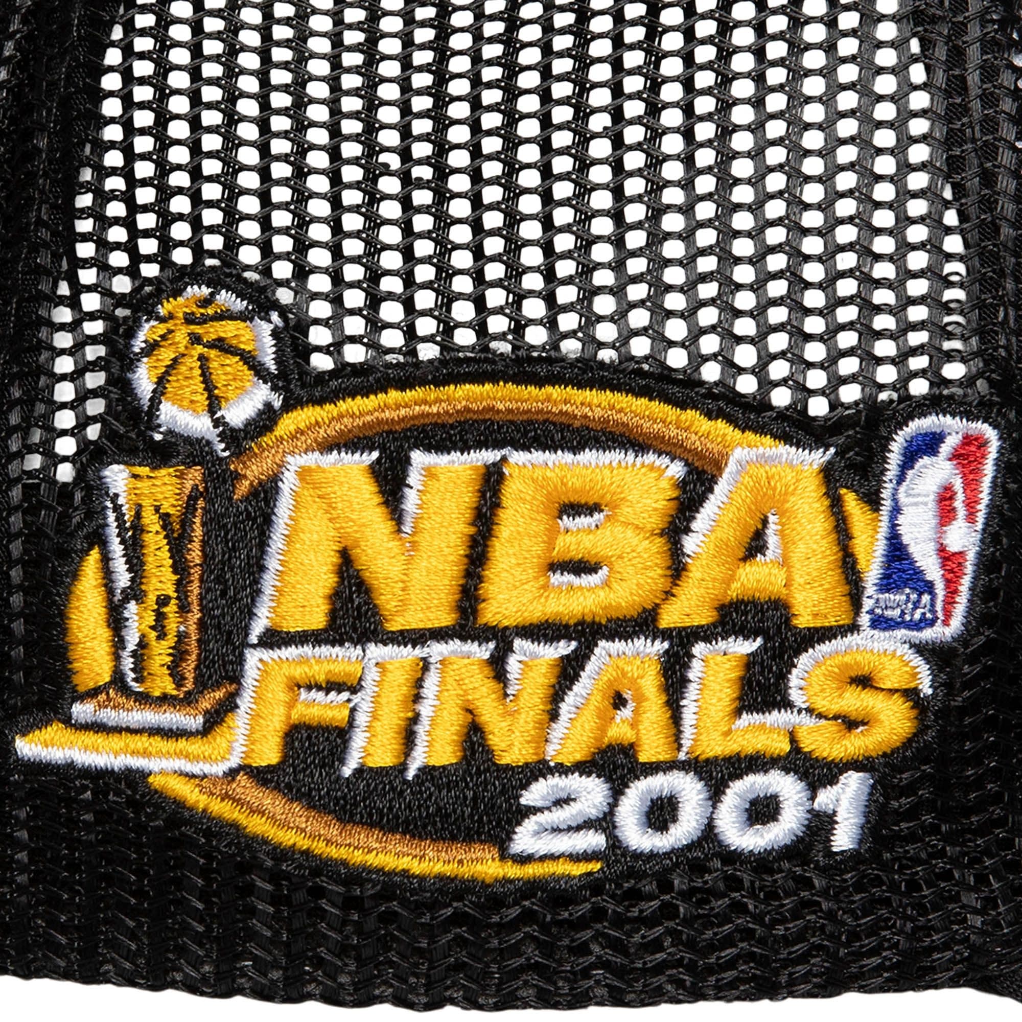 Бейсболка Mitchell & Ness Champions Trucker HWC Philadelphia 76ers