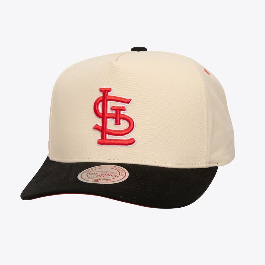 bejsbolka-mitchell-ness-cream-st-louis-cardinals-overspray-pro-crown-snapback-hat