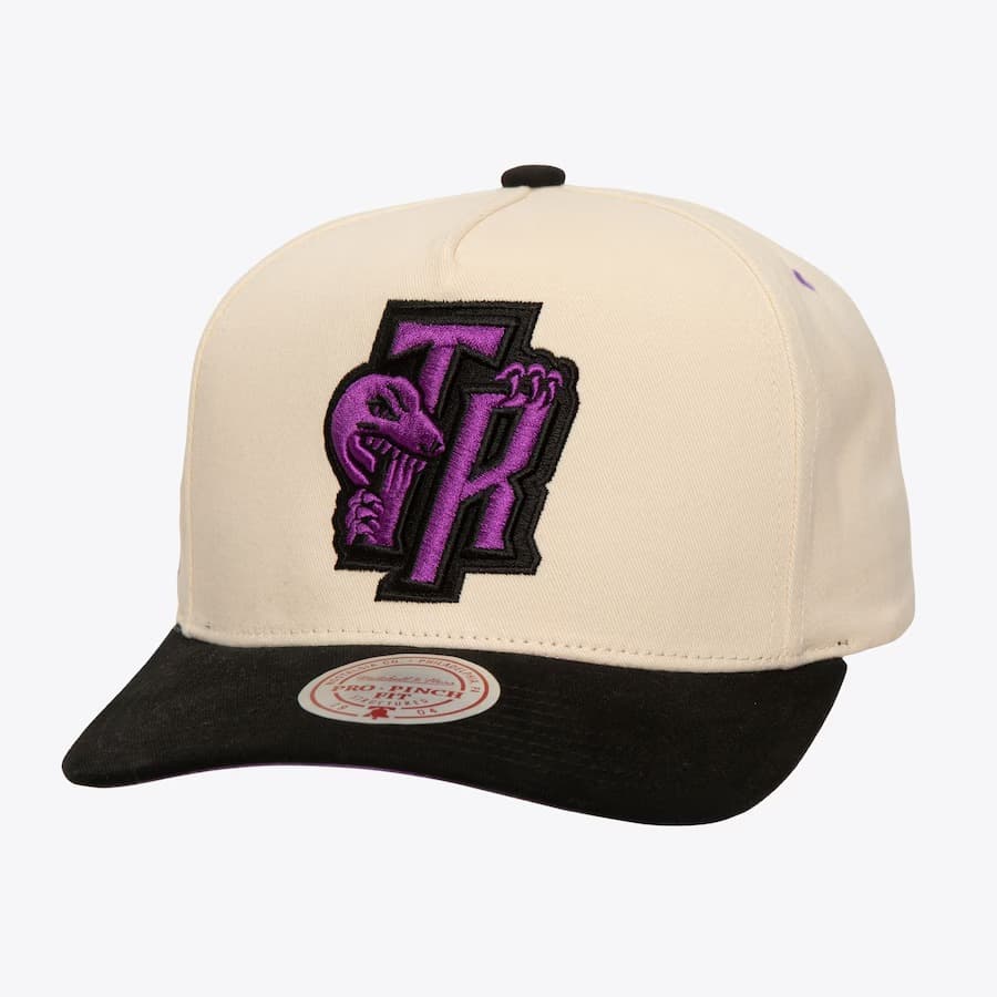 bejsbolka-mitchell-ness-cream-toronto-raptors-hardwood-classics-overspray-pro-crown-snapback-hat