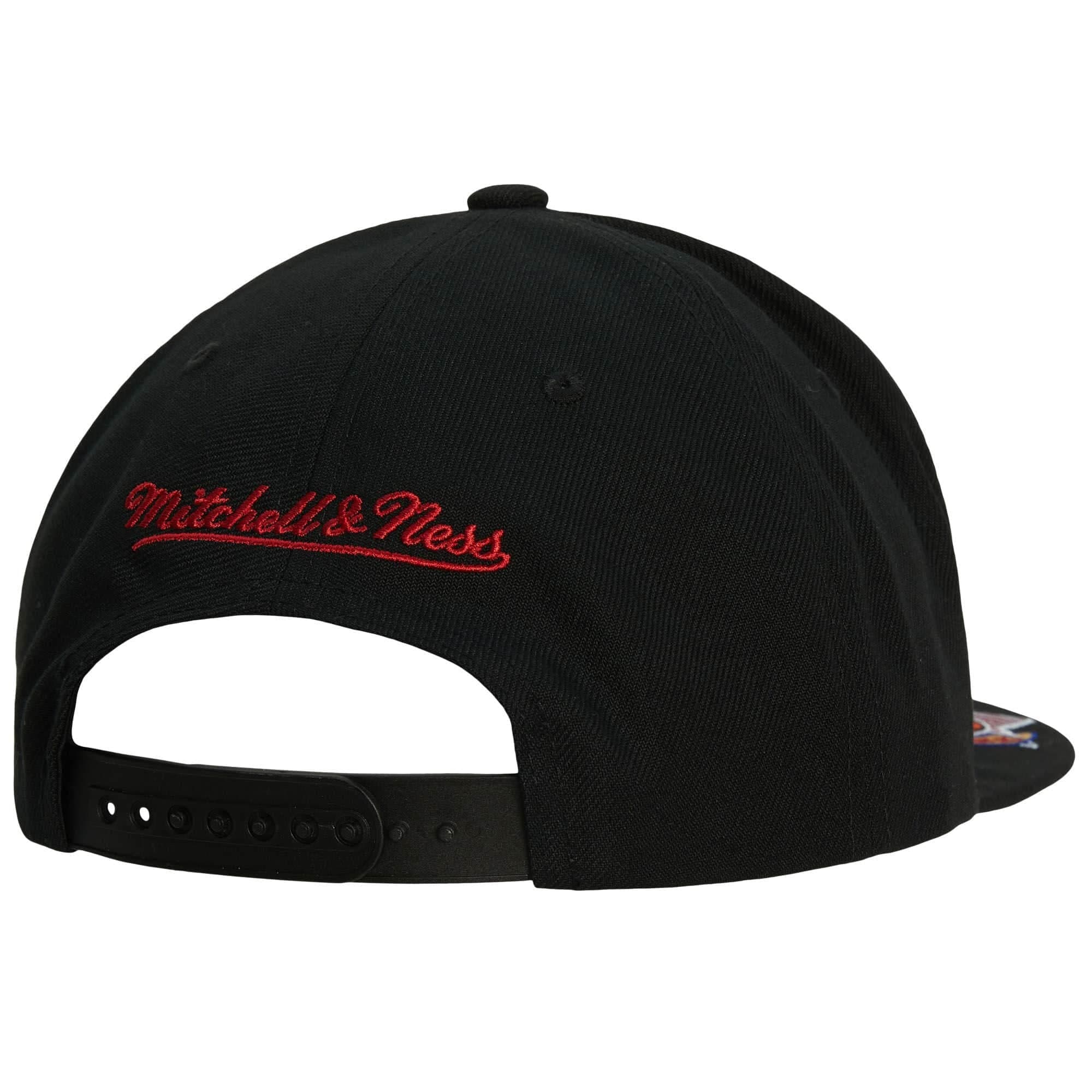 Бейсболка Mitchell & Ness Front Face Snapback HWC Philadelphia 76ers