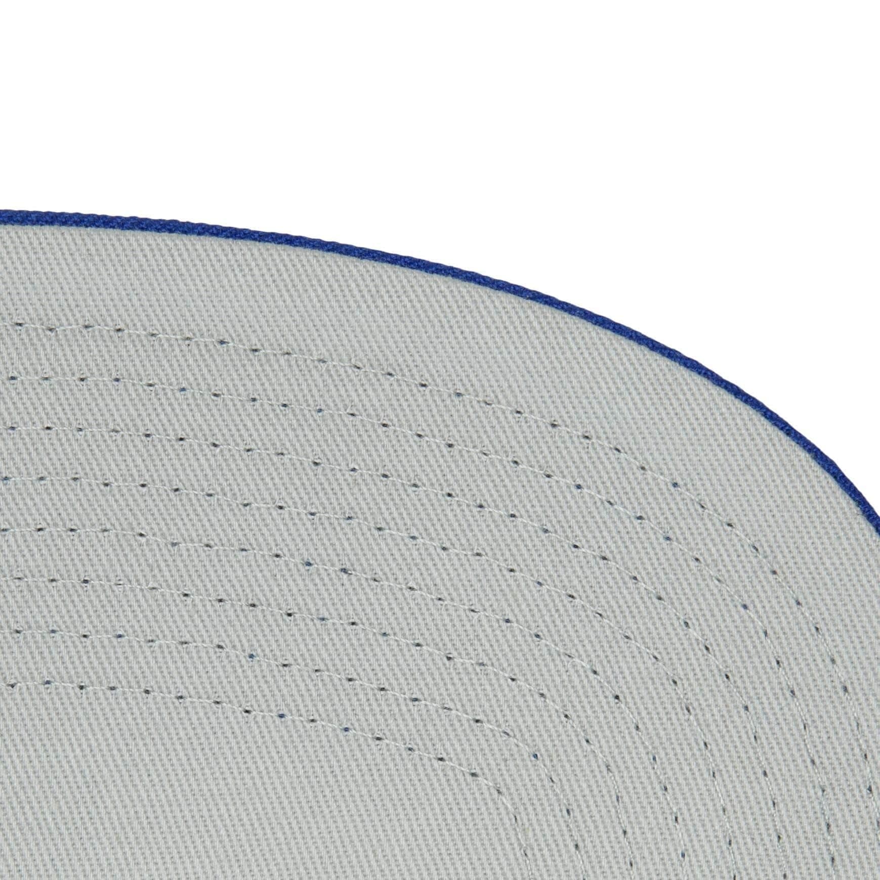 Бейсболка Mitchell & Ness Tapestry Snapback Philadelphia 76ers