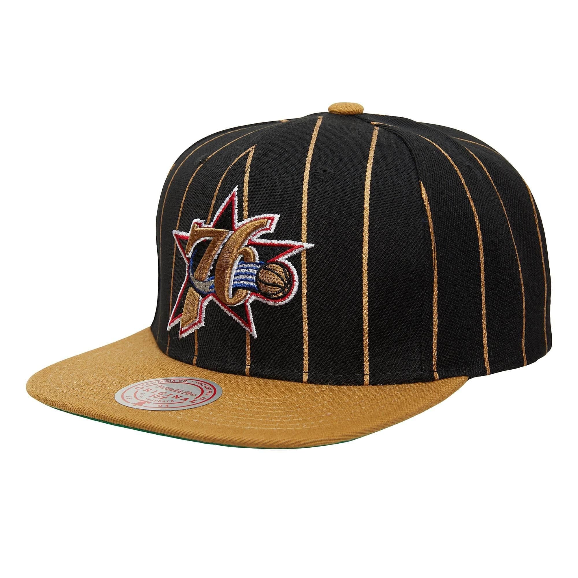 bejsbolka-mitchell-ness-team-pin-snapback-hwc-philadelphia-76ers