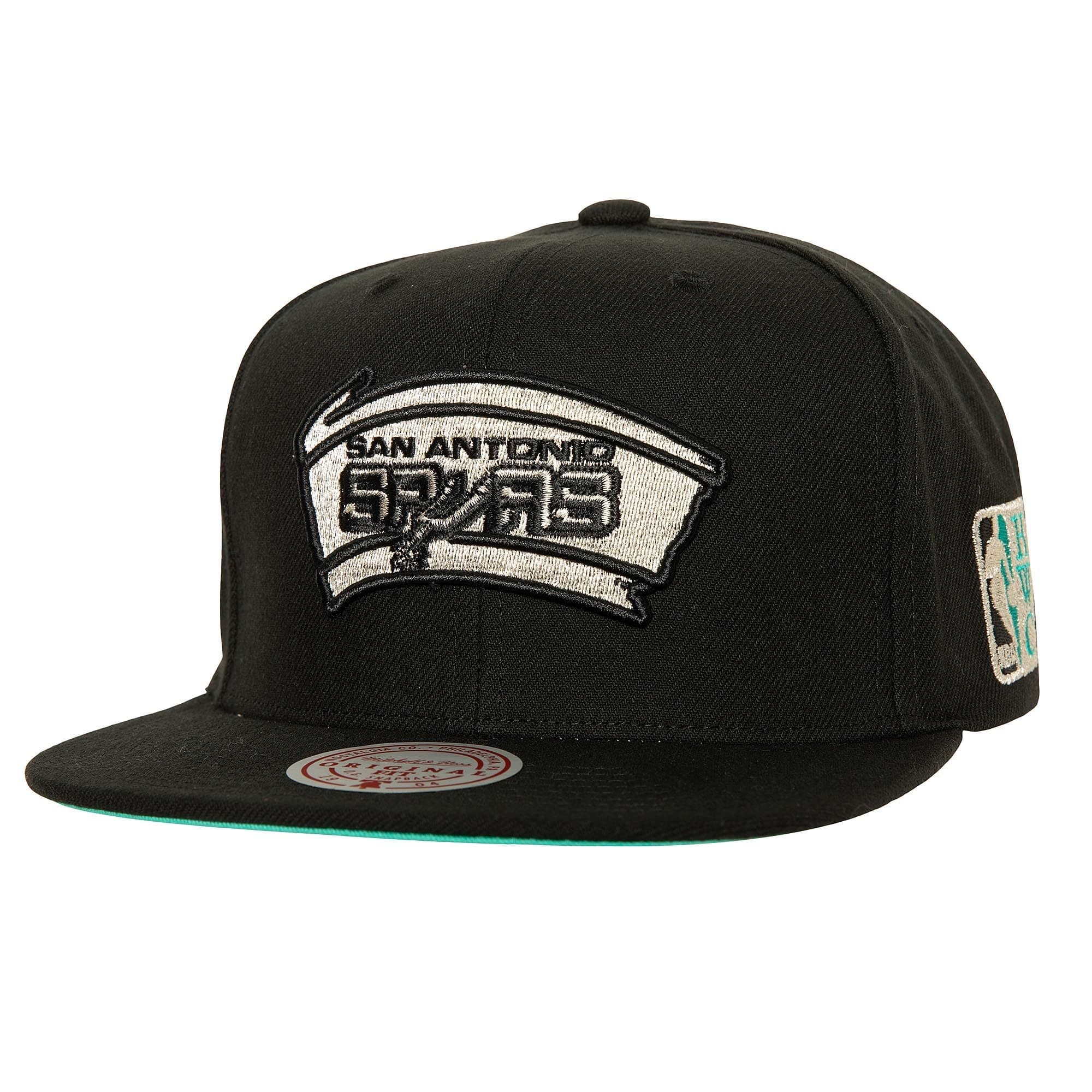 bejsbolka-mitchell-ness-watch-me-shine-snapback-hwc-san-antonio-spurs