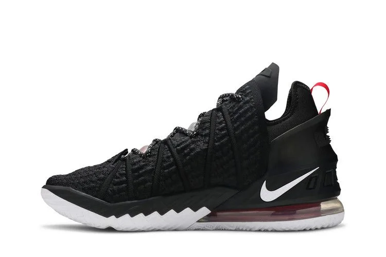 Кроссовки Nike LeBron 18 'Black University Red'