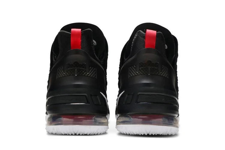Кроссовки Nike LeBron 18 'Black University Red'