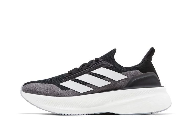 Кроссовки Adidas Wmns Ultraboost 5X 'Black White Carbon'