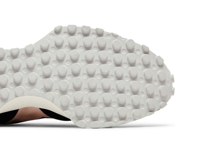 Кроссовки New Balance 327 'Black Grey Matter'